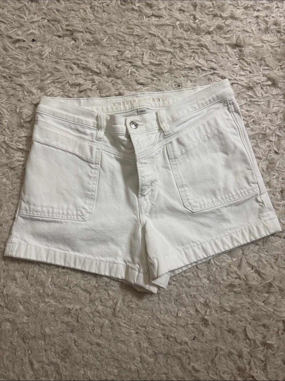 American Eagle Outfitters White Denim Patch-Pocket Shorts